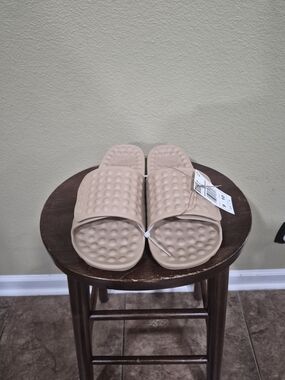 Adissage 360REC Unisex Nude Beige Slide Sandals Size 9 men's/  Size 10 women's
